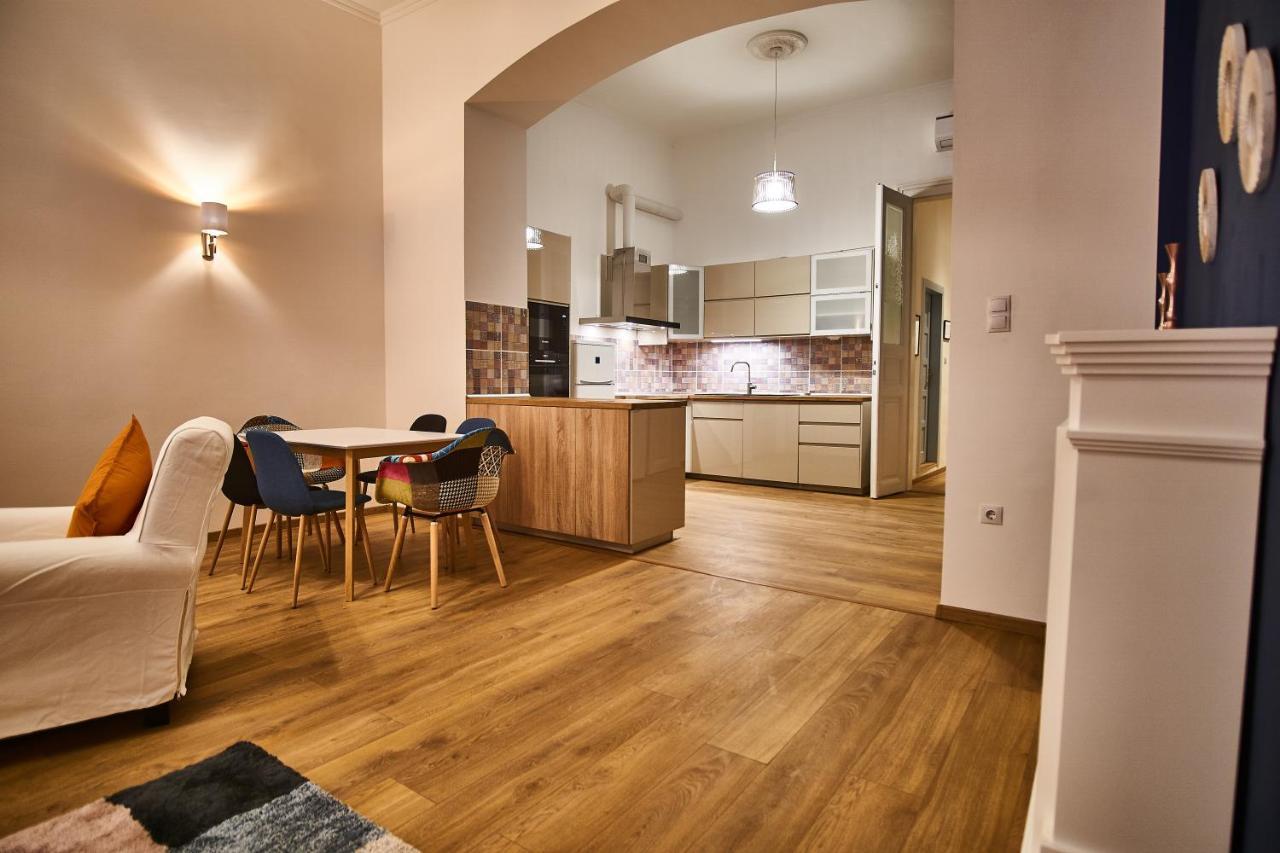 D20 Apartman | ブダペスト エクステリア 写真